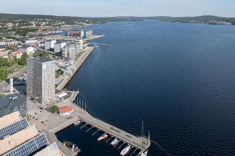 恩舍尔兹维克瑞典精英酒店 Örnsköldsvik 外观 照片